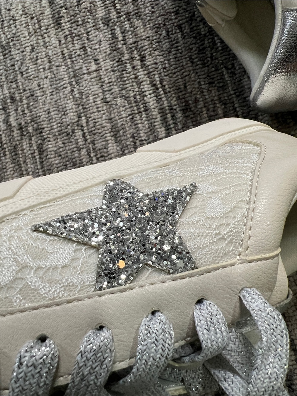 Art Class Kaitlyn Star Court Sneakers Girls Size 5 - Picture 7 of 8